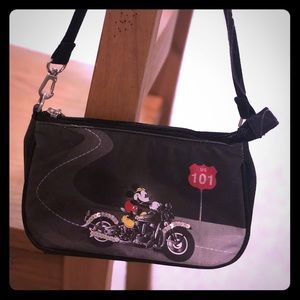 Cute Mickey Mouse handbag!